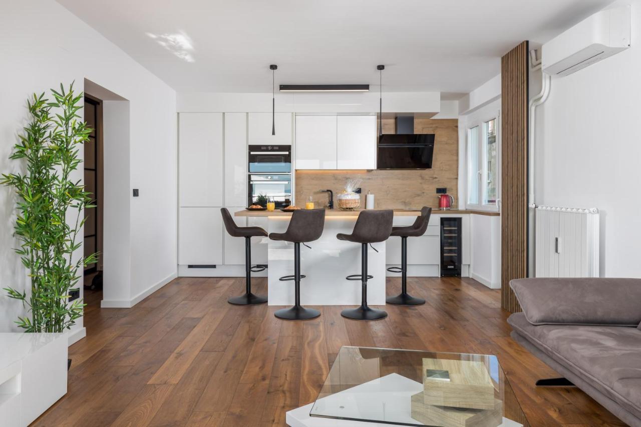 Aenei Delux Apartment ริเยกา ภายนอก รูปภาพ