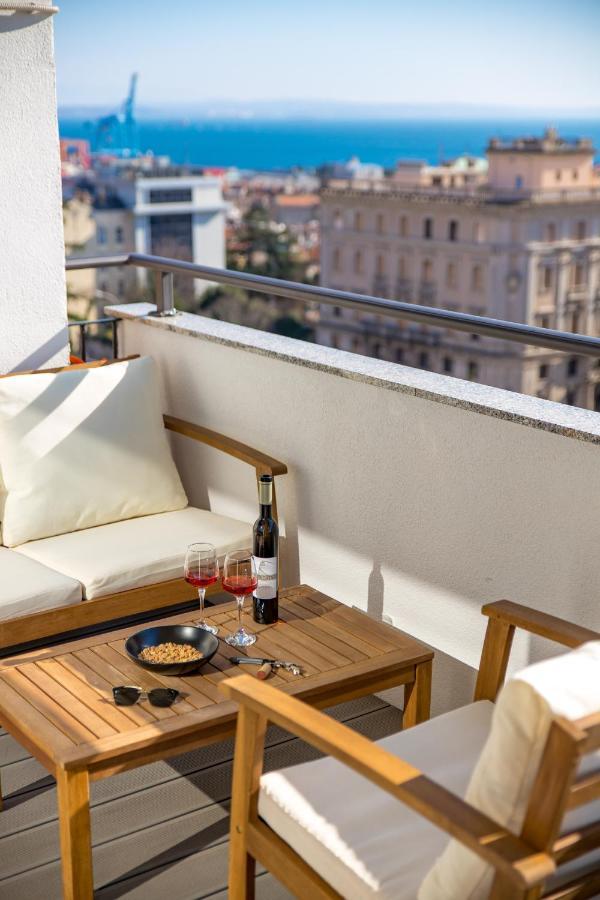 Aenei Delux Apartment ริเยกา ภายนอก รูปภาพ